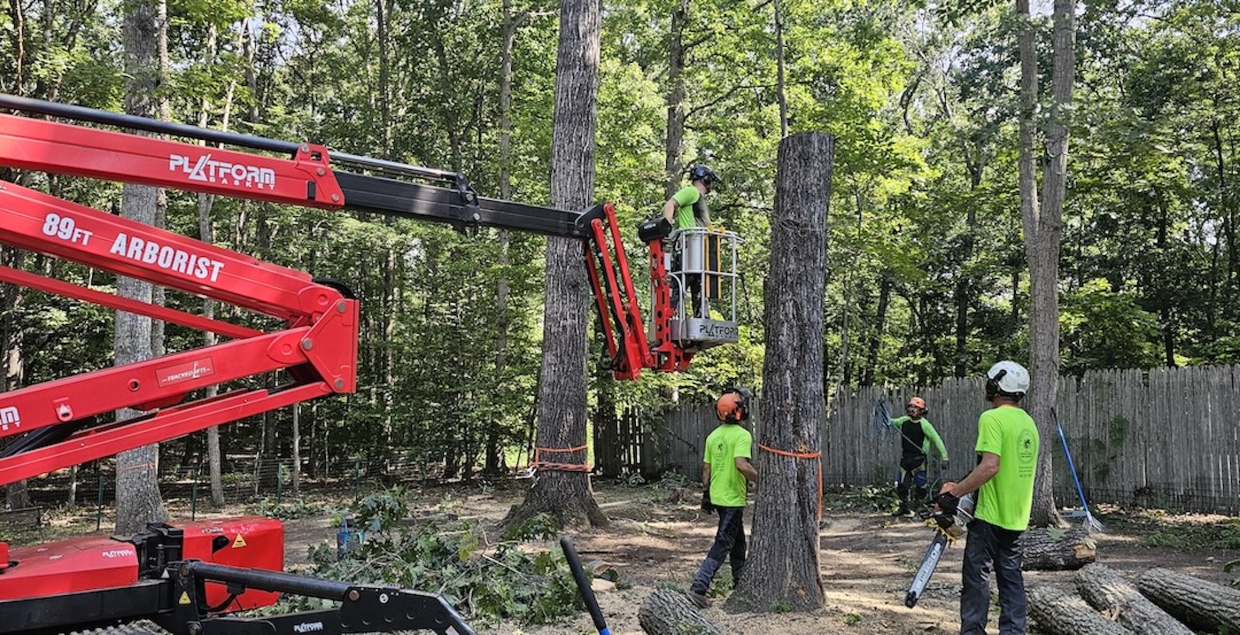 Spotswood Contracting team at work